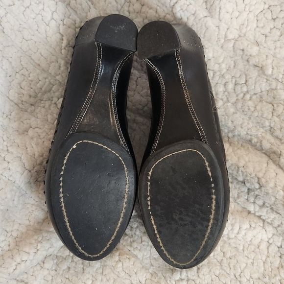 Frye women's leather  clogs, size 9 - Picture 5 of 7